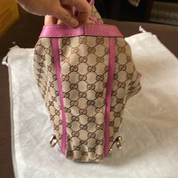 Sold❤️Authentic Gucci Tote - Picture 4 of 17